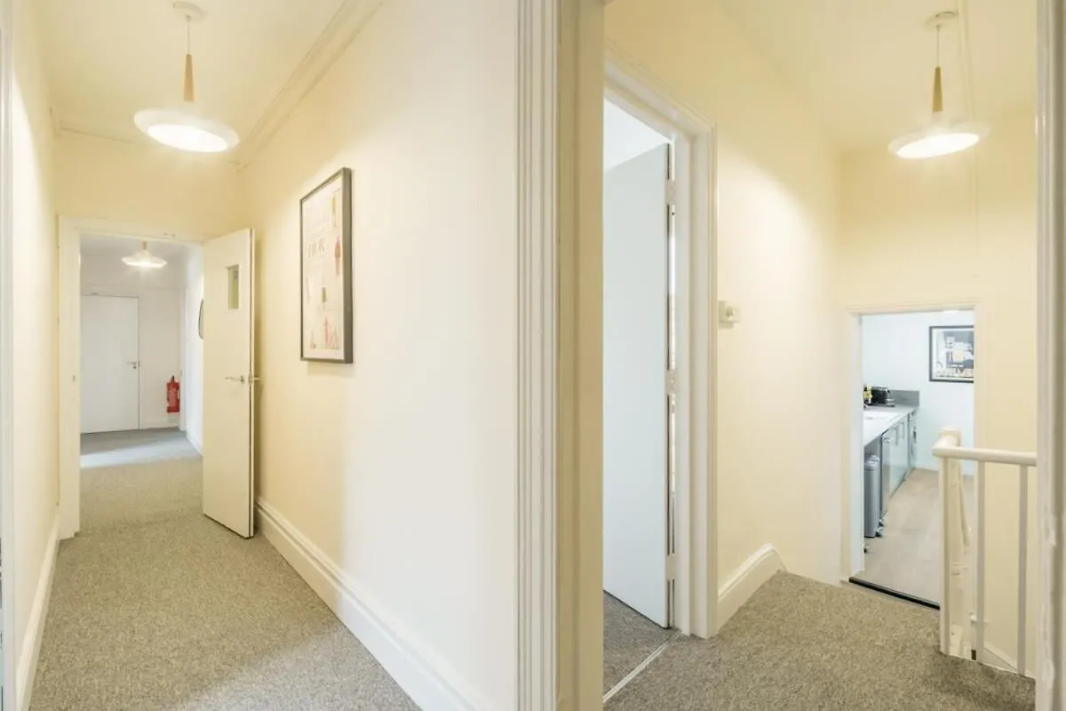 Fabulous Large Apartment For 7 - Central Cambridge